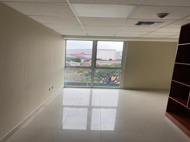 #4065 - Oficinas para Venta en Guayaquil - G - 3