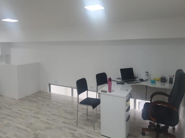 #3868 - Oficinas para Venta en Guayaquil - G