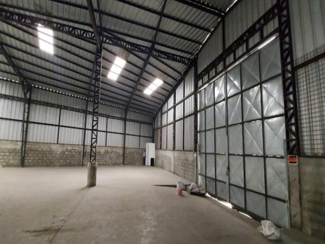 Alquiler de bodega industrial independiente 1.100m2 - Vía a