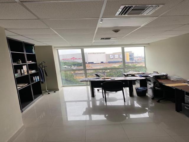 #4064 - Oficinas para Venta en Guayaquil - G - 2