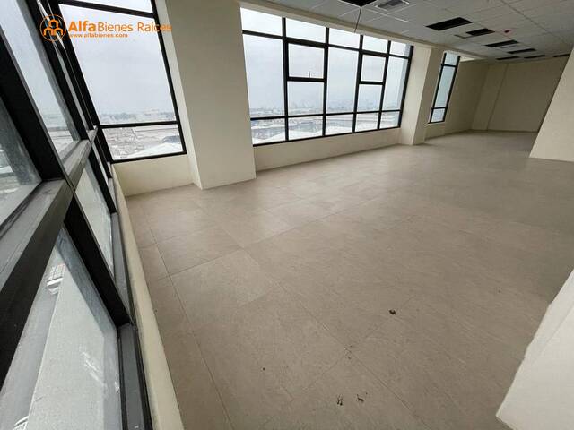 Venta/Alquiler Oficina 205.82m2- Edificio Moderno - Durán, G