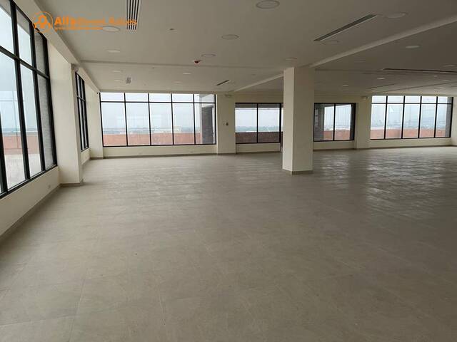 Venta/Alquiler Oficina 83,43m2- Edificio Moderno - Durán, Gu