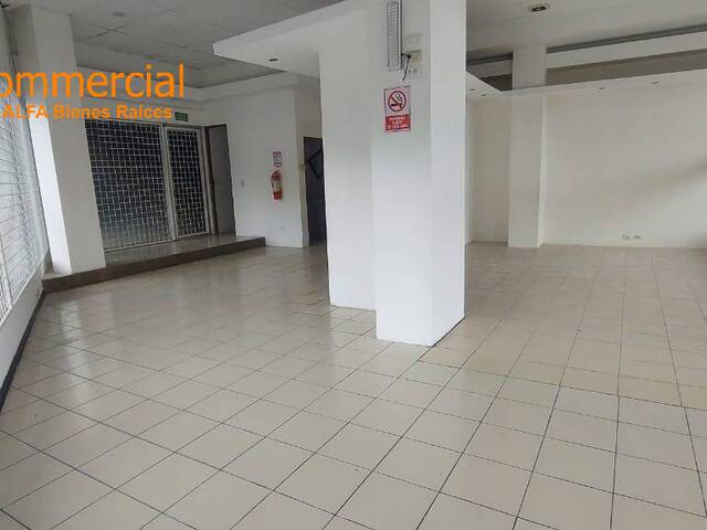 SE ALQUILA LOCAL COMERCIAL DE 70 M2/URDESA/MIRAFLORES