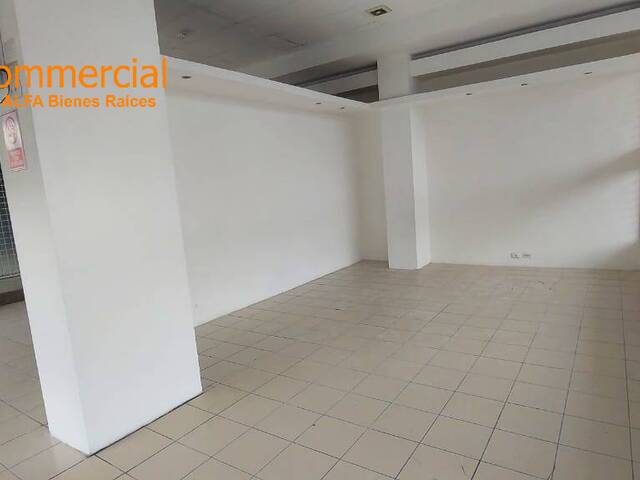 SE ALQUILA LOCAL COMERCIAL DE 70 M2/URDESA/MIRAFLORES