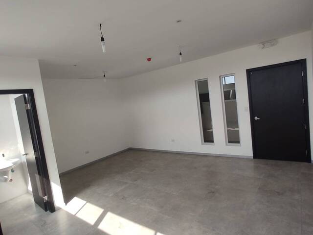 #4604 - Oficinas para Venta en Guayaquil - G