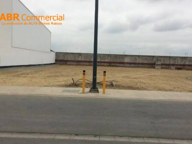 #4732 - Terreno para Venta en Samborondón - G - 3