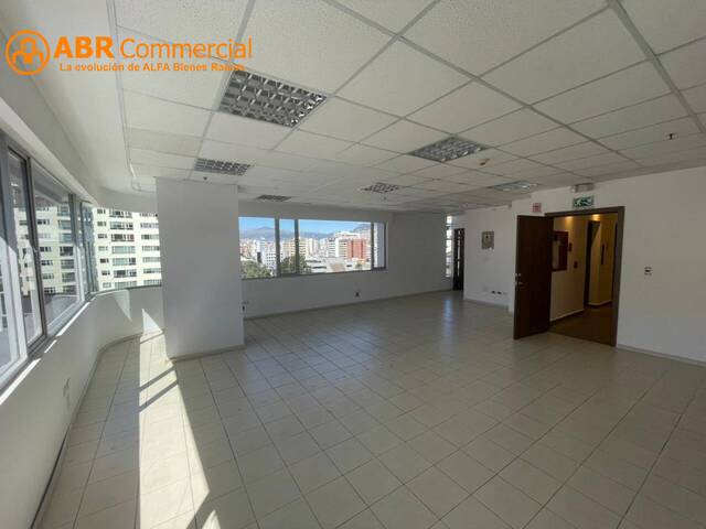 #3944 - Oficinas para Venta en Quito - P - 1