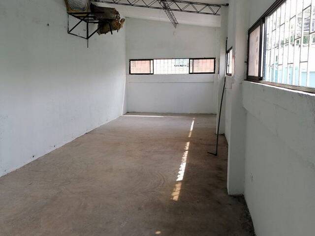 #4496 - Bodegas para Venta en Guayaquil - G