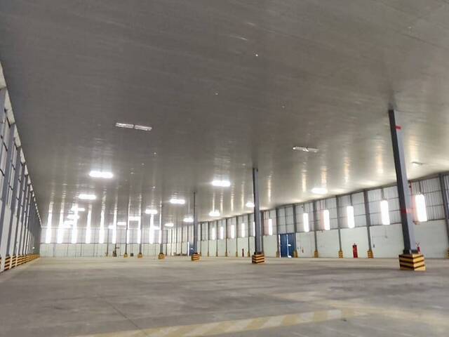 #5005 - Bodegas para Alquiler en Durán - G - 2