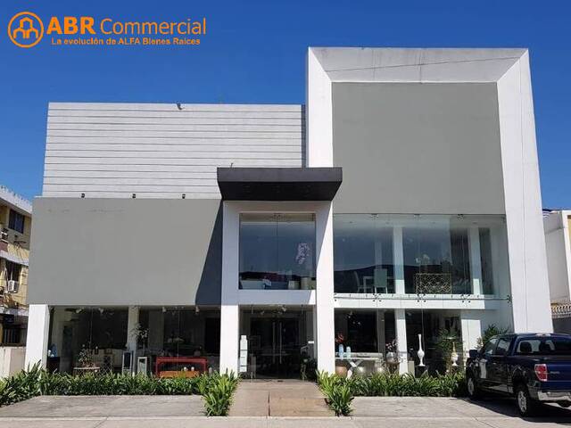 ALQUILERVENTA LOCAL COMERCIAL 829M2 con Sala de exhibición-