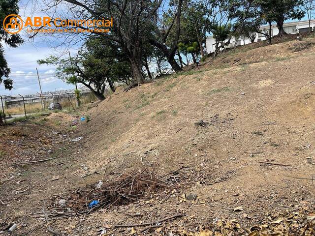 Terreno en Venta 3696m2- Av Juan Tanca Marengo Cerca de la