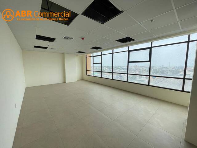 Venta/Alquiler Oficina 65.98m2- Edificio Moderno - Durán, Gu