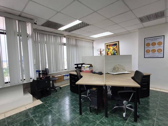 Oficinas para Venta en Guayaquil - 2