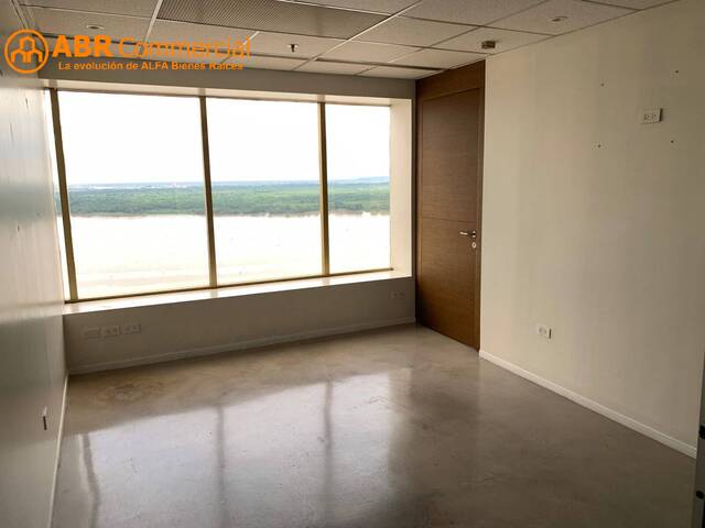 VentaAlquiler Oficina 120m²- Edif La Previsora Centro de