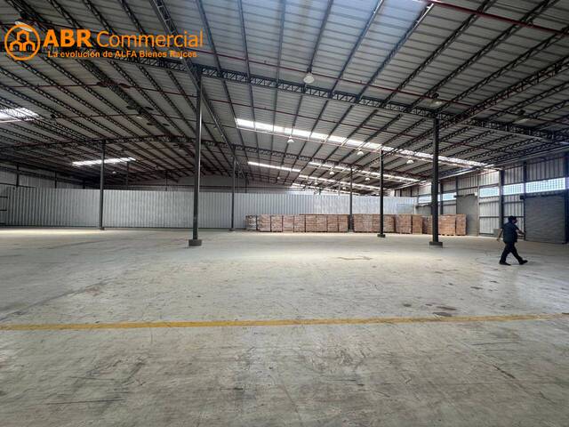 #3825 - Bodegas para Alquiler en Guayaquil - G