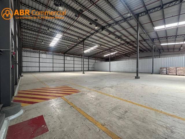 #3825 - Bodegas para Alquiler en Guayaquil - G