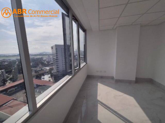 #5736 - Oficinas para Alquiler en Guayaquil - G - 3