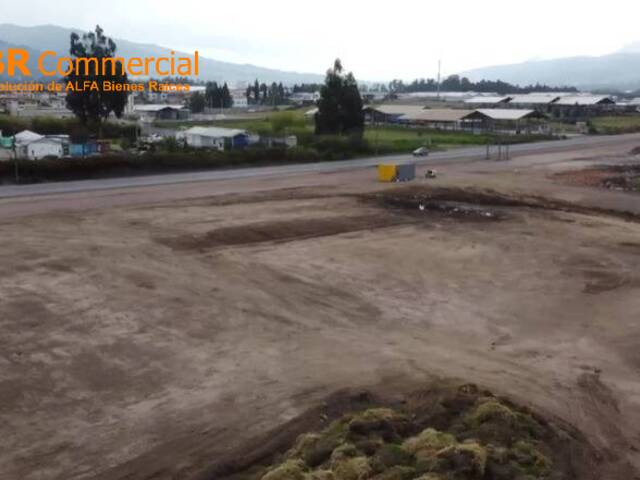 #5813 - Terrenos Industriales para Venta en Quito - P - 3