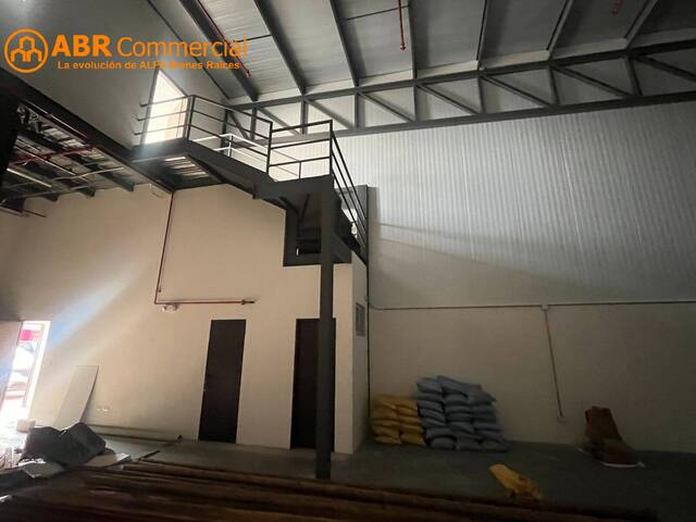 #5137 - Bodegas para Venta en Samborondón - G