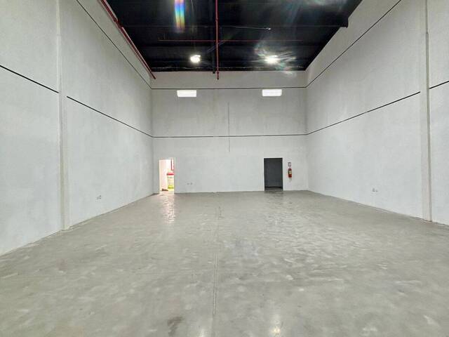 #6316 - Bodegas para Alquiler en Samborondón - G - 2