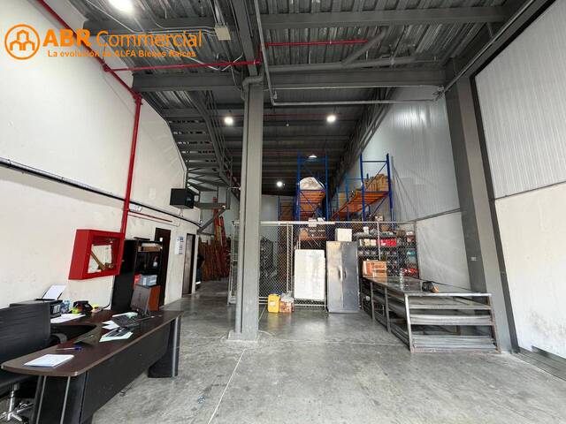 Venta en Vía Samborondón - Samborondón