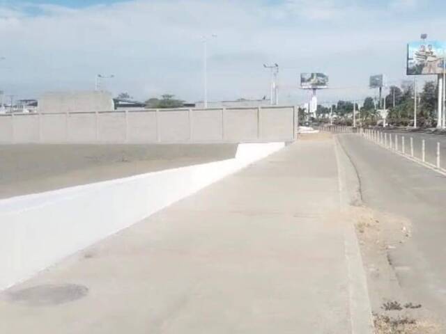 #6532 - Terreno para Venta en Manta - M - 2