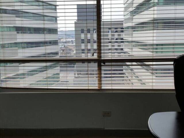 #2345 - Oficinas para Venta en Guayaquil - G