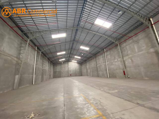 #5348 - Bodegas para Alquiler en Durán - G