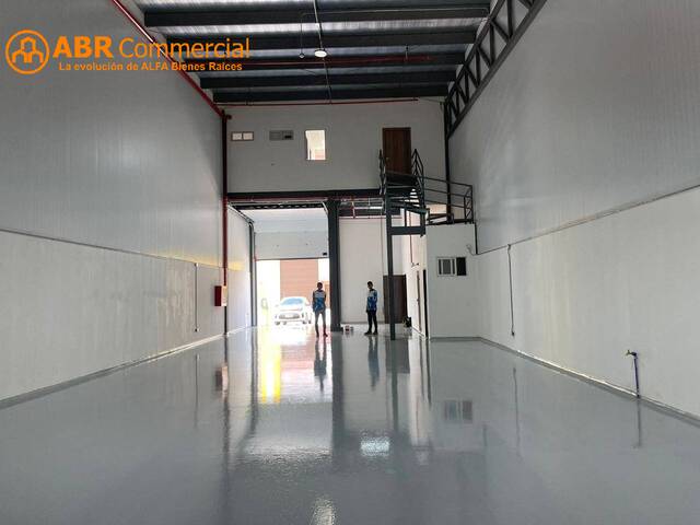 #6136 - Bodegas para Alquiler en Samborondón - G - 2