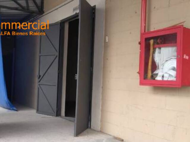 #3606 - Bodegas para Alquiler en Guayaquil - G
